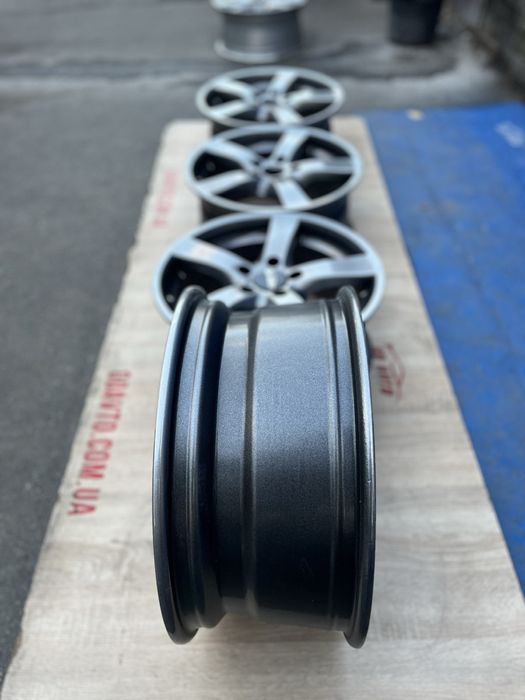 Goauto диски на корейця і японця 5/114,3 r17 et40 7j dia66,1 як нові