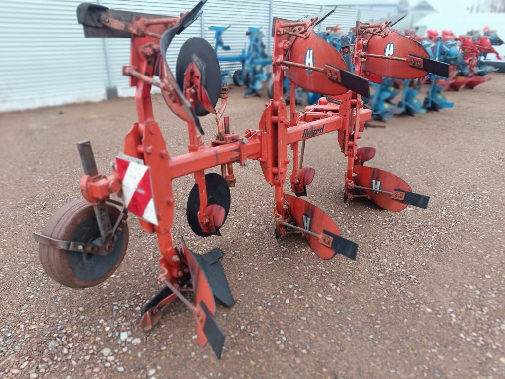 Pług obrotowy Kuhn Master100/120