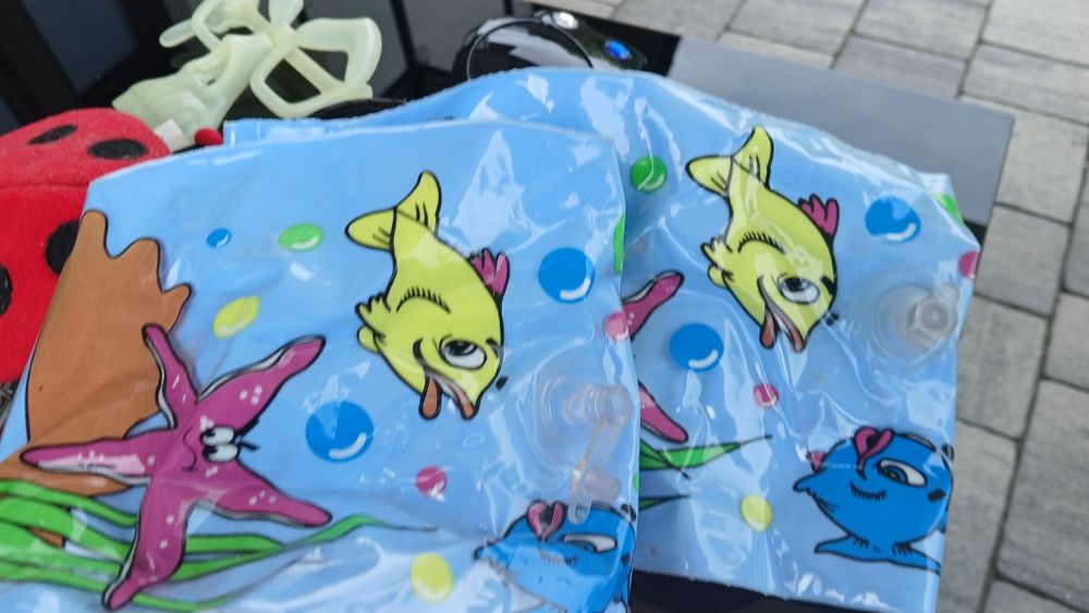 Plywaczki 4 komplety dla dzieci do pływania