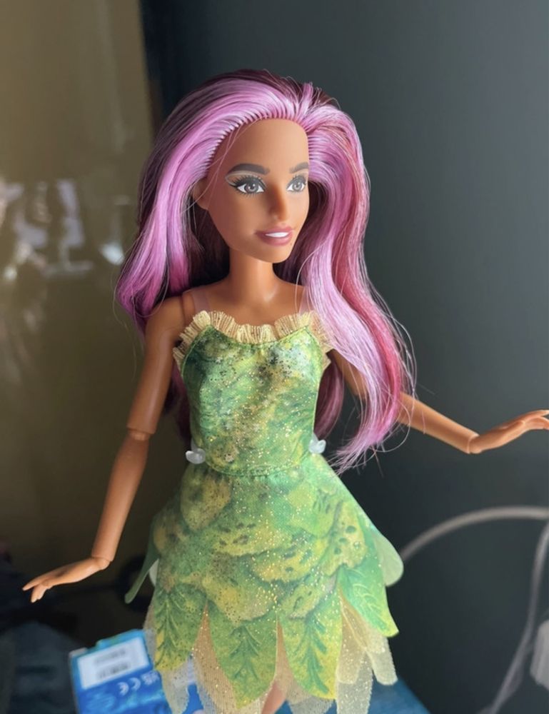 Barbie Dzwoneczek Piotruś Pan hybryda wróżka skrzydła Disney