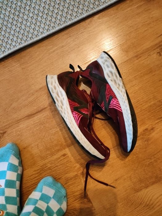 Buty New Balance Fresh Foam Tempo W Bordowe