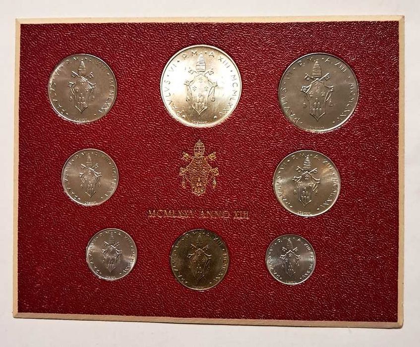 Ватикан річний набір з 8 монет 1975 рік.