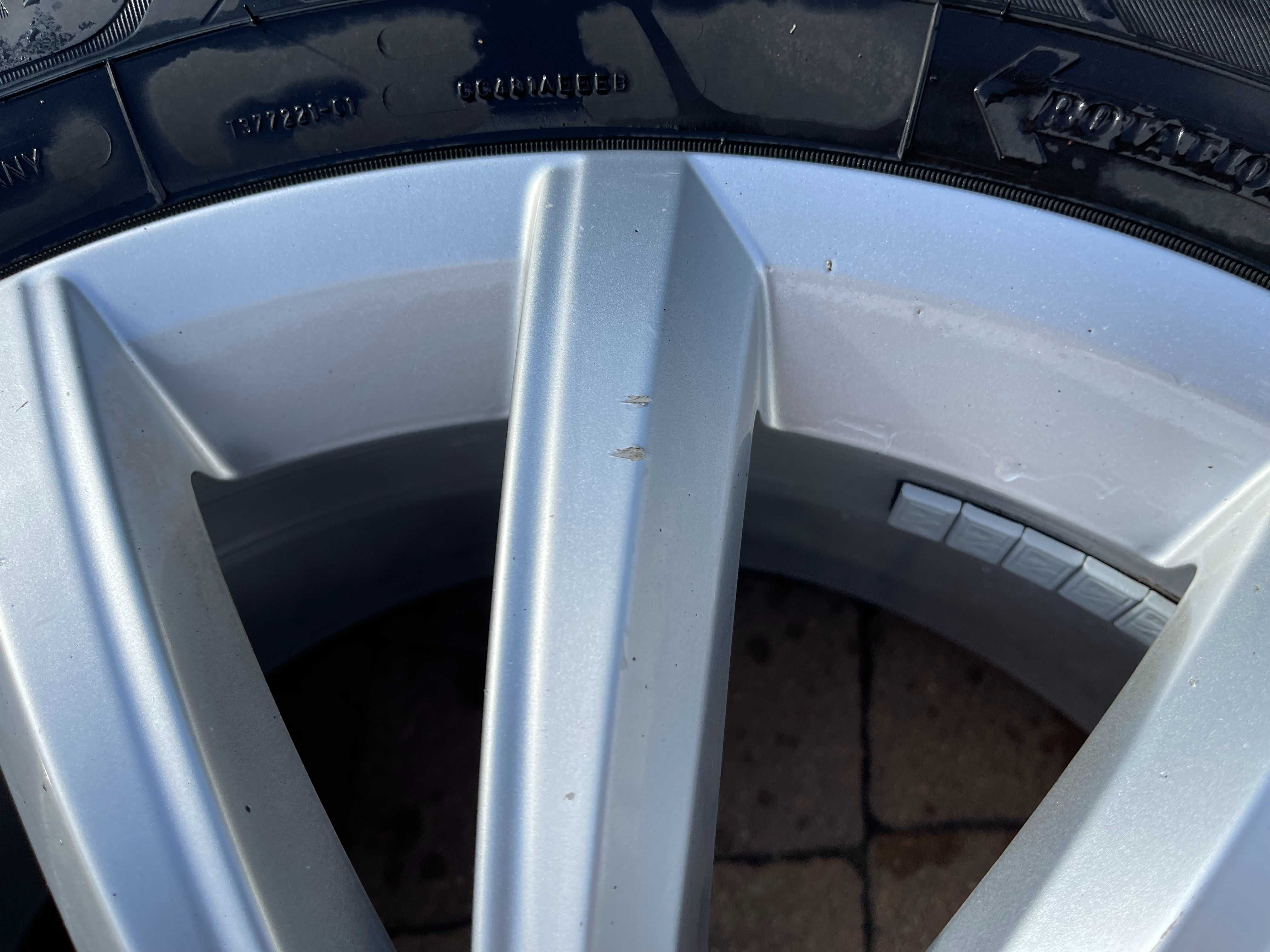 3604. Alufelgi 17" T-roc Tiguan II Passat oryginał 6.5Jx17 ET38 5x112