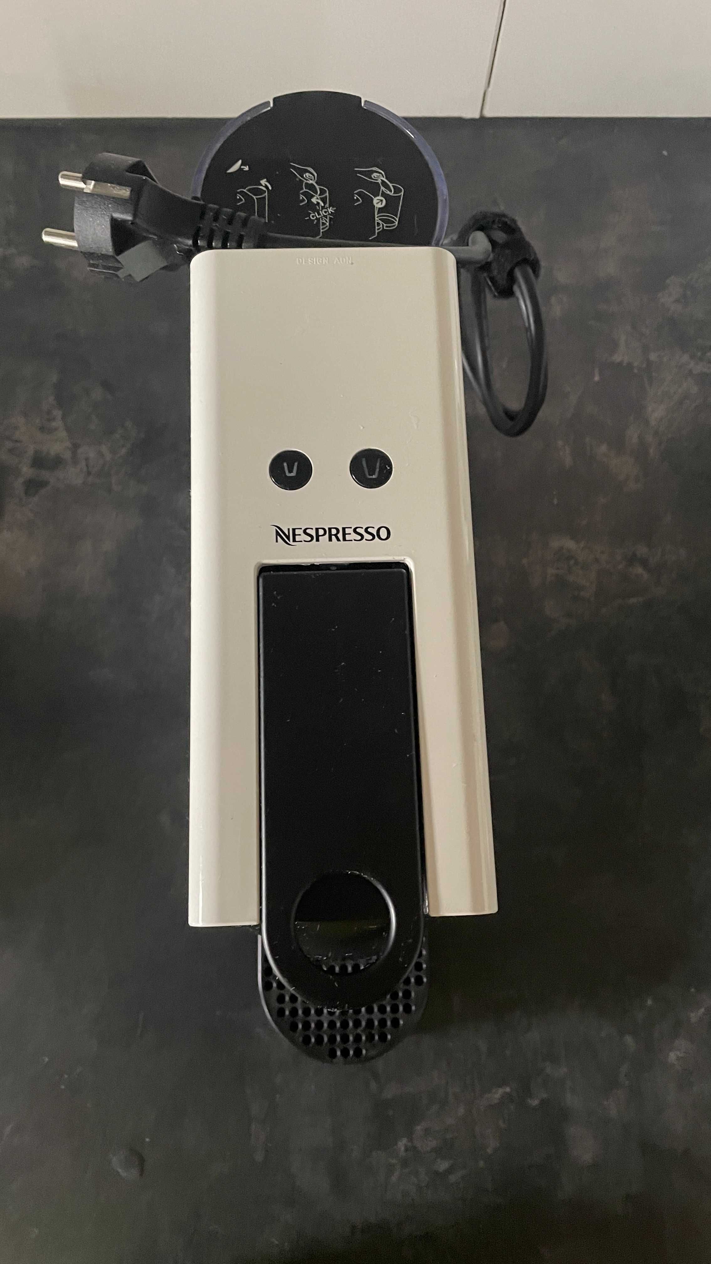 Nespresso Essenza Mini