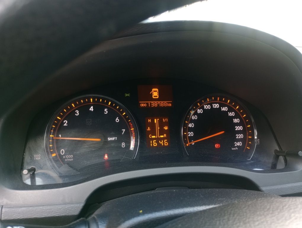 Piękna Toyota Avensis kombi mały przebieg od pierwszego właściciela