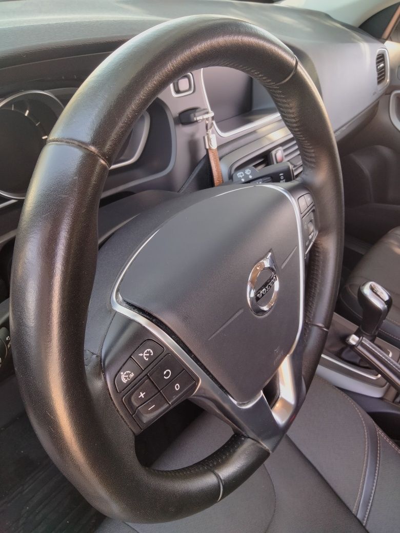 Volvo V40 Cross Country D3