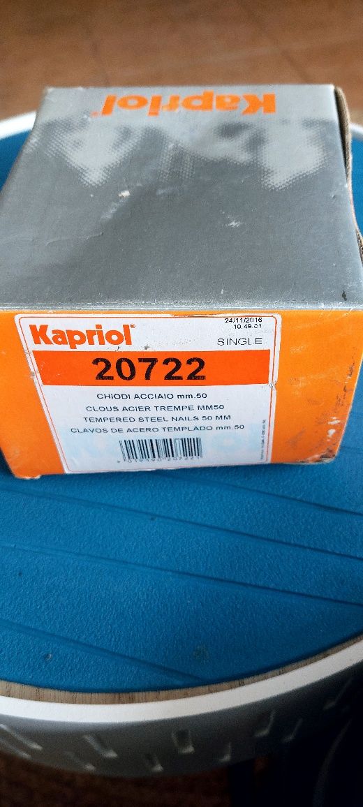 Pregos de aço temperado