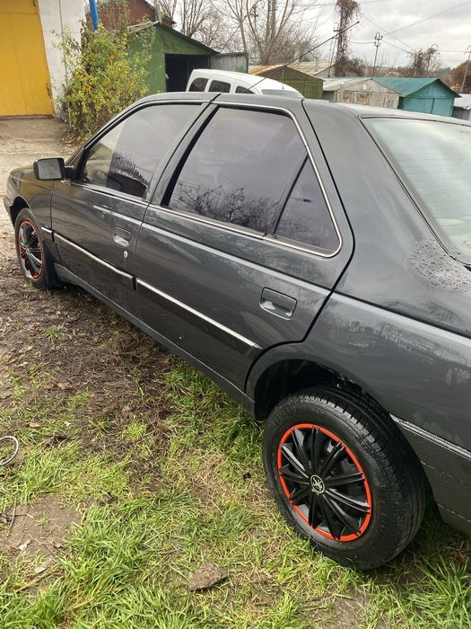 Пежо 405 1.9 надійний помічник