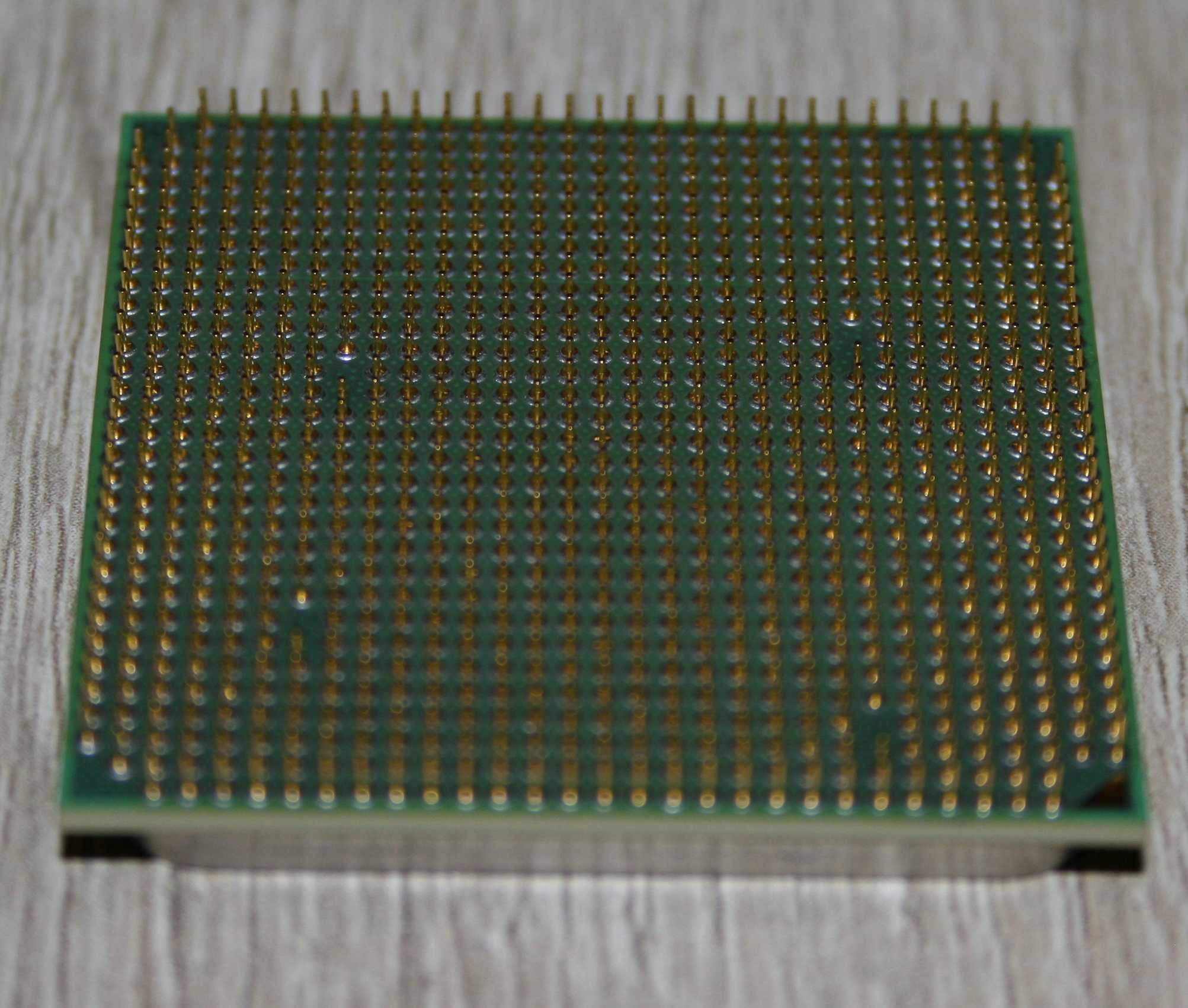 Procesor AMD Sempron SDA3000IAA3CN – 2,0 GHz, Socket AM2