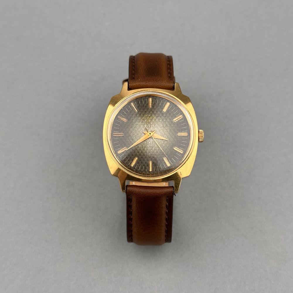 Zegarek vintage Łucz – zielono-szary pleciony wzór | 36 mm | USSR
