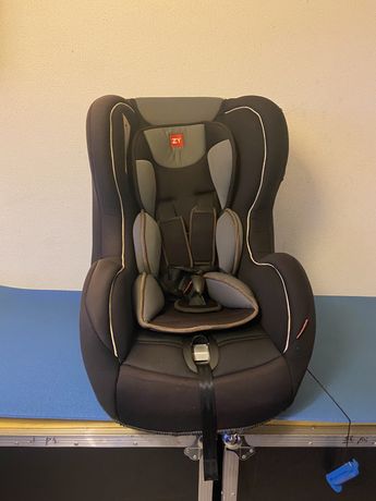 Cadeira  bebé e criança para automóvel