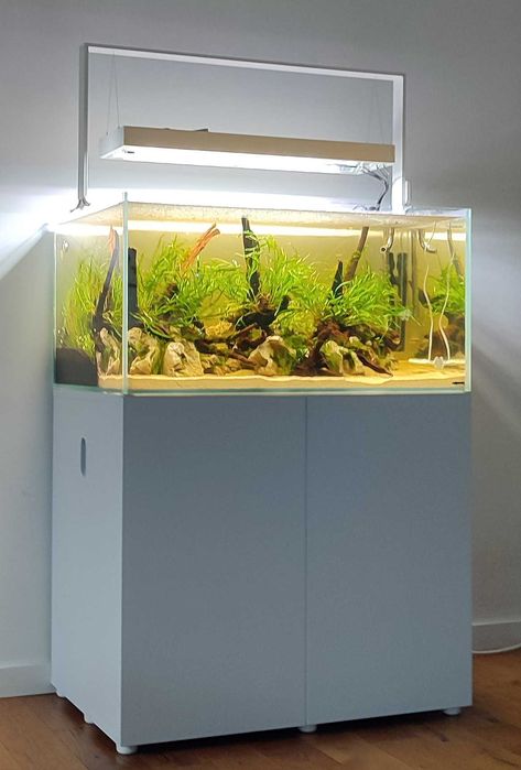 Akwarium z oświetleniem LED i szafką AQUAEL Ultrascape 90 243L