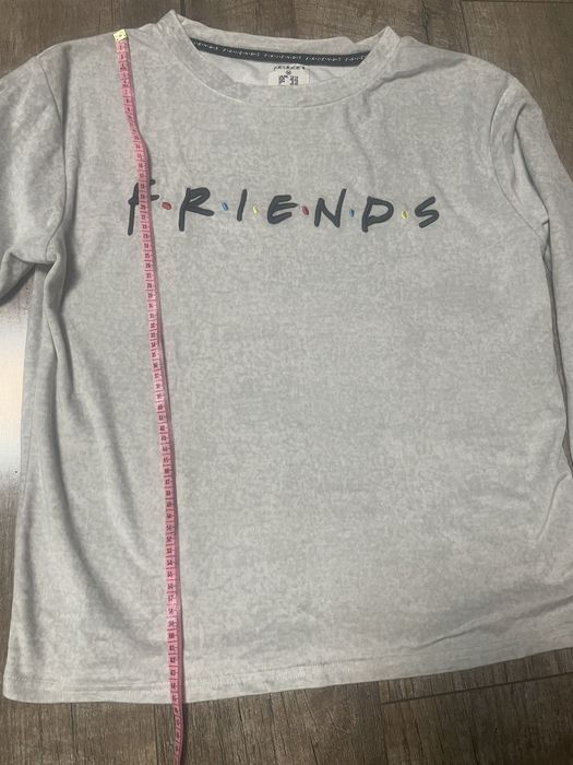Реглан friends.