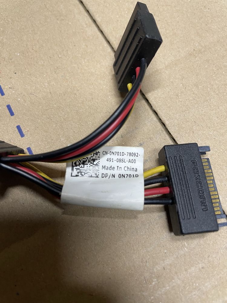 Przejściówka Adapter SATA DELL Foxconn 0N701D SATA M -> 2x SATA F