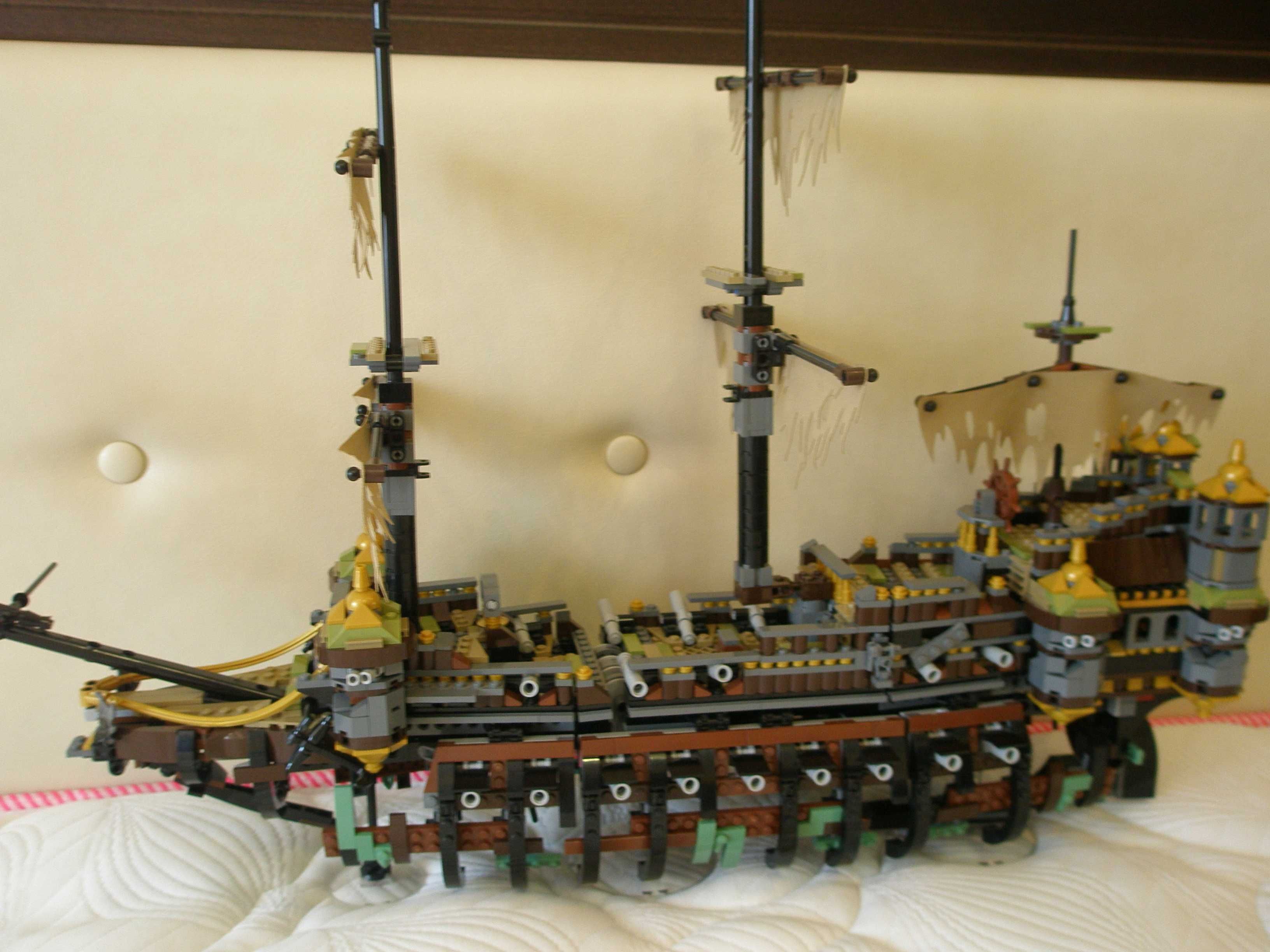 Конструктор LEGO Pirates of the Caribbean Тихая Мэри 71042