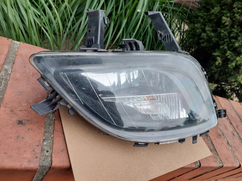 Halogen Przód Prawy Opel Astra J lV kombi 2011rok 13/293/623 R