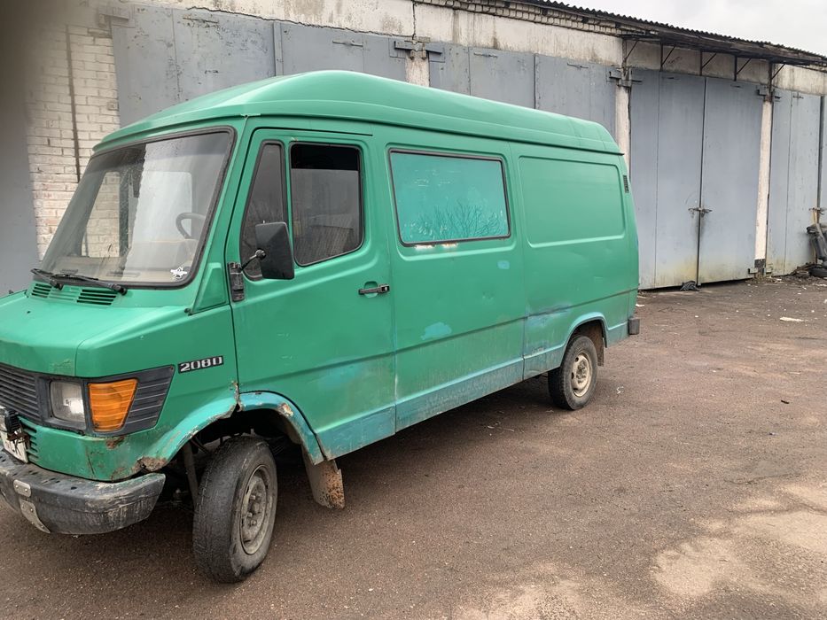 Продам бус мерседес т 1 на впевненому ходу