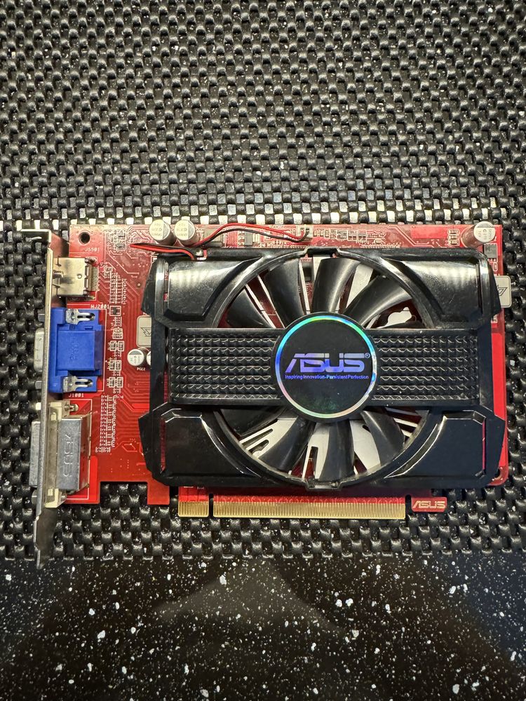 Продам відеокарту Asus PCI-E Radeon HD 6670 1024MB GDDR3 (128 bit)