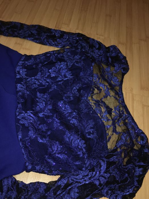 Платье нарядное