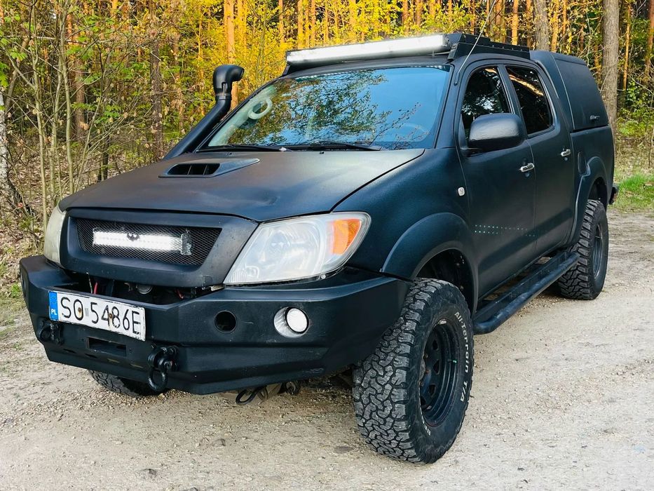 Toyota Hilux Toyota Hilux 3.0 automat 2008r. Karoseria i rama pokryte raptorem.