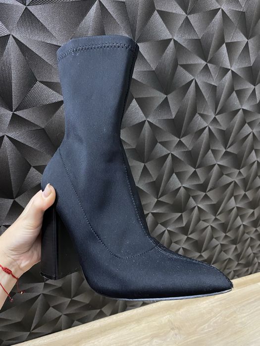 Ботильйони чулки чорні ботінки сапожки