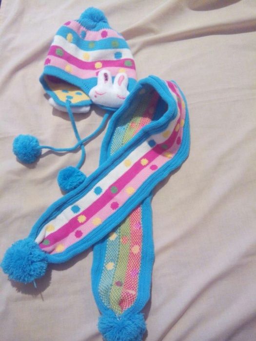 Комплект шапка и шарф