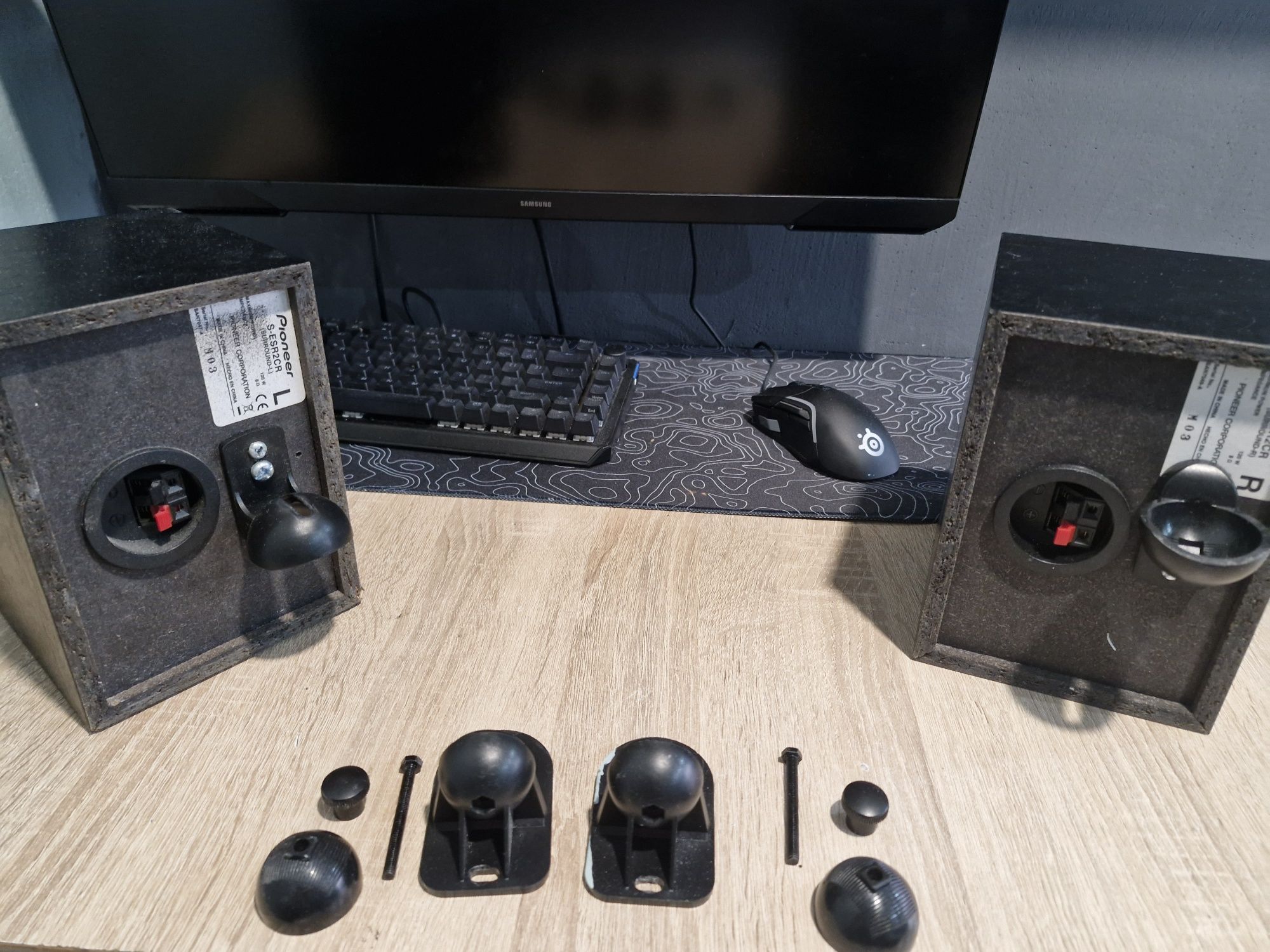 Glosniki pionier surround