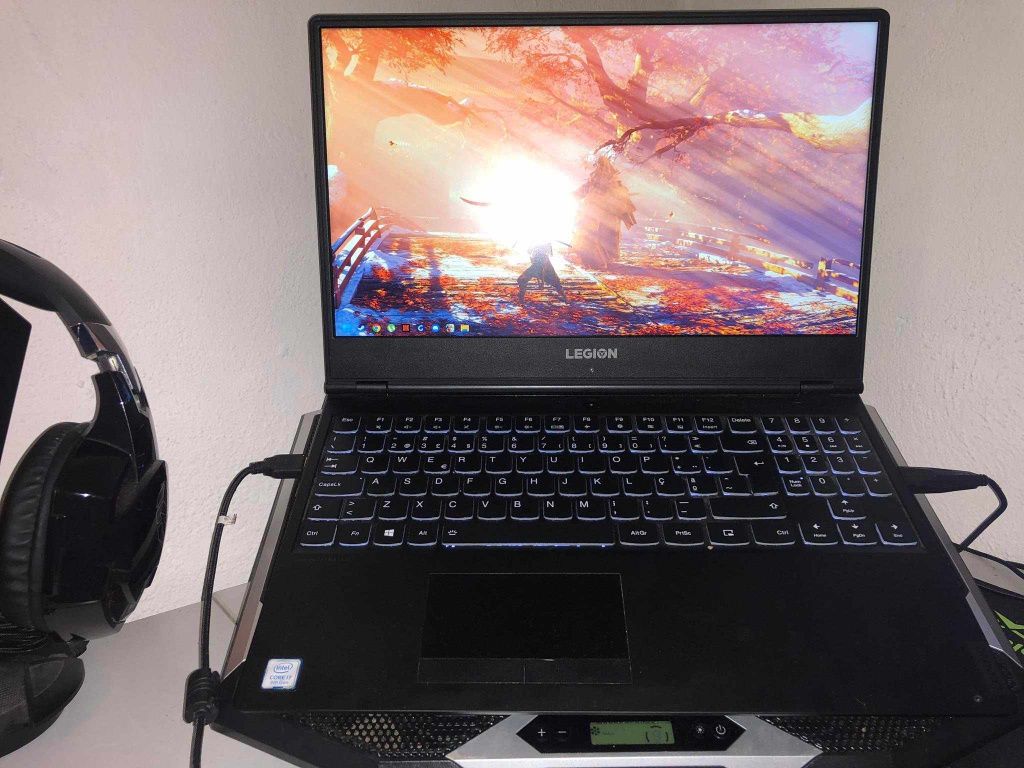 Portátil gaming Lenovo Legion