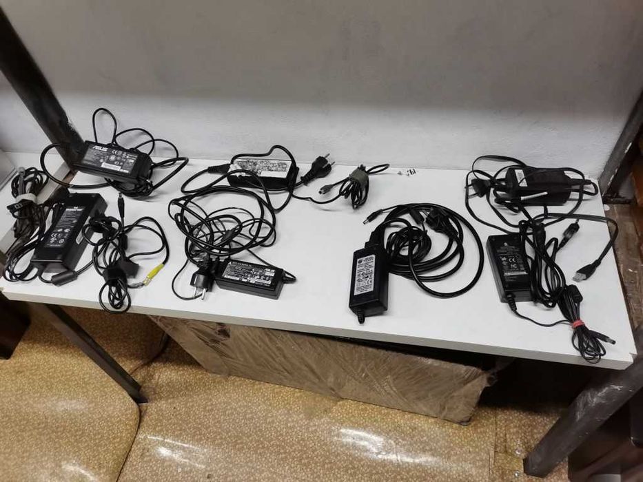 Блок питания адаптер зарядное ноутбука АСОРТИМЕНТ