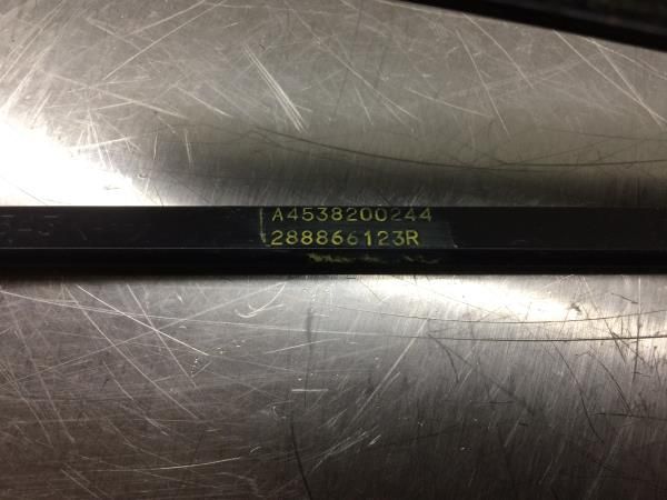 Haste / braço de escova limpa vidros frente direita SMART ForFour (453