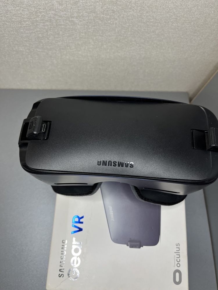 Samsung Gear VR , Очки виртуальной реальности