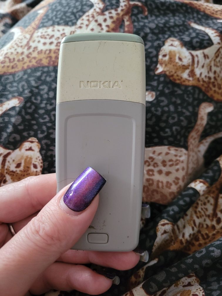 Робочий nokia 1112 кнопковий кнопочный мобильный мобільний телефон нок