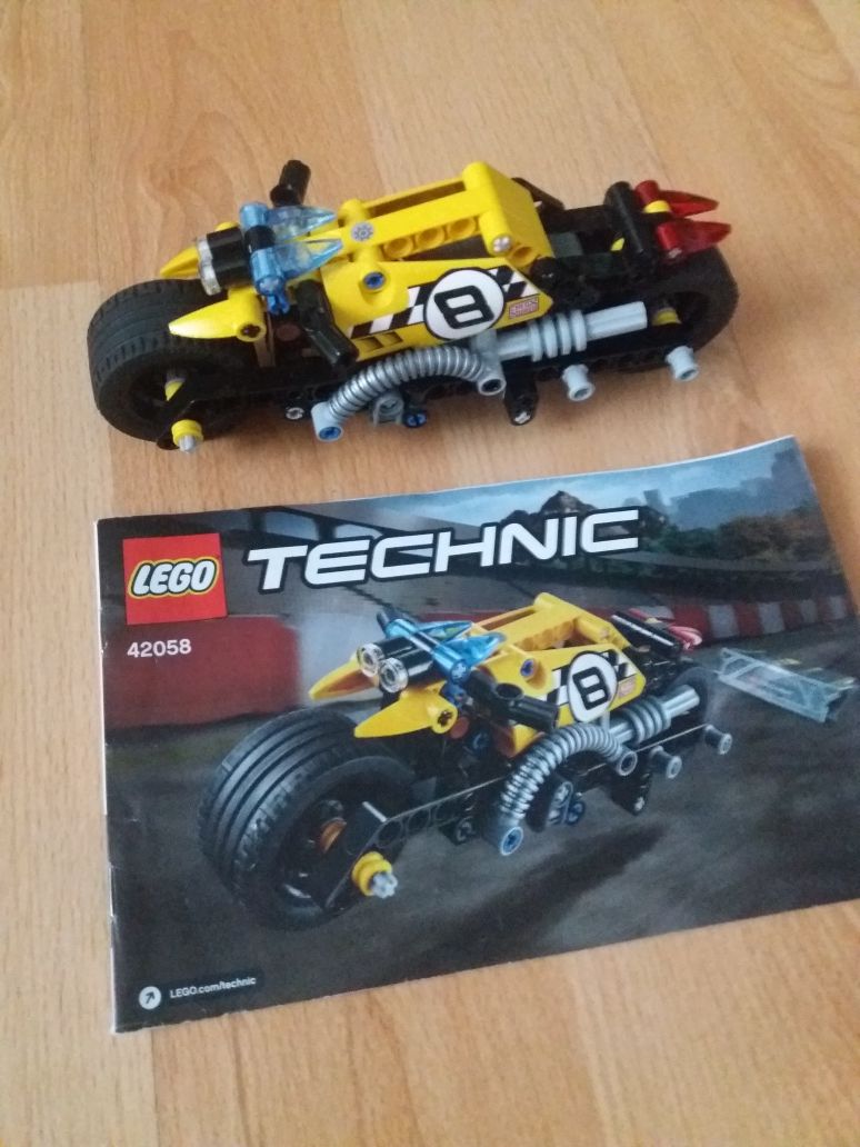 Lego Technic 42058 Motor z Napędem Sam Jeździ Instrukcja Jak Nowy