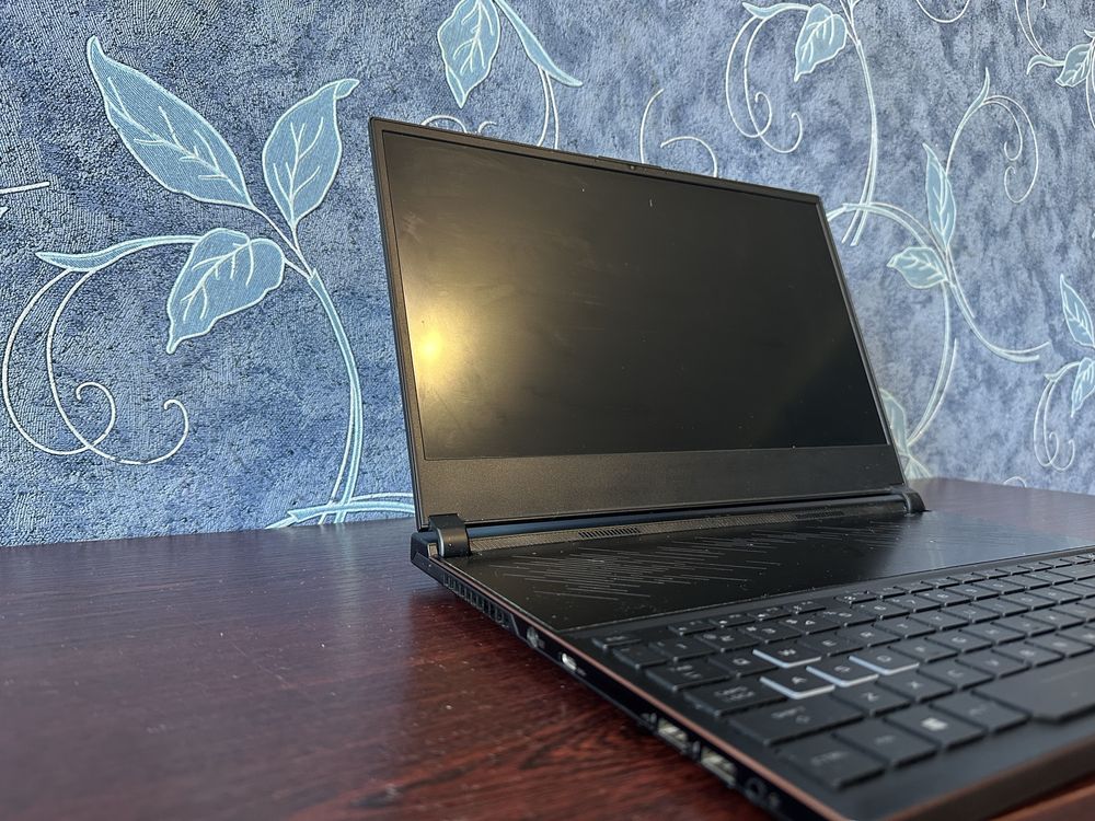 Ігровий ноутбук Asus Rog zephyrus s
