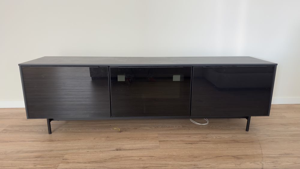 Móvel Tv como novo.