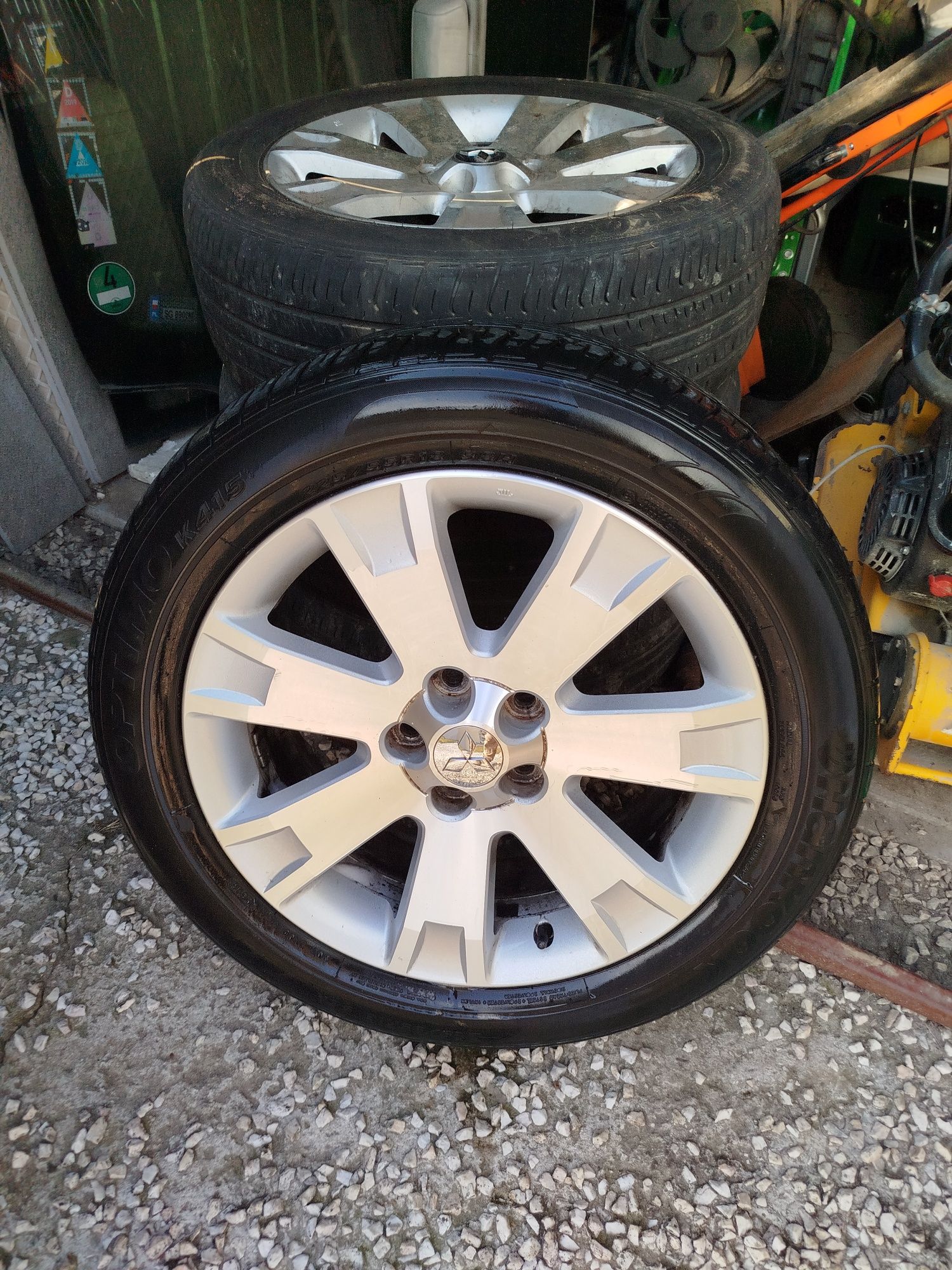 Mitsubishi Outlander II 2.2 177KM
