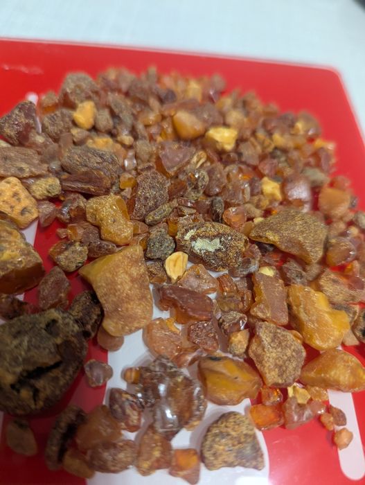 Янтарь. Украшения из янтаря