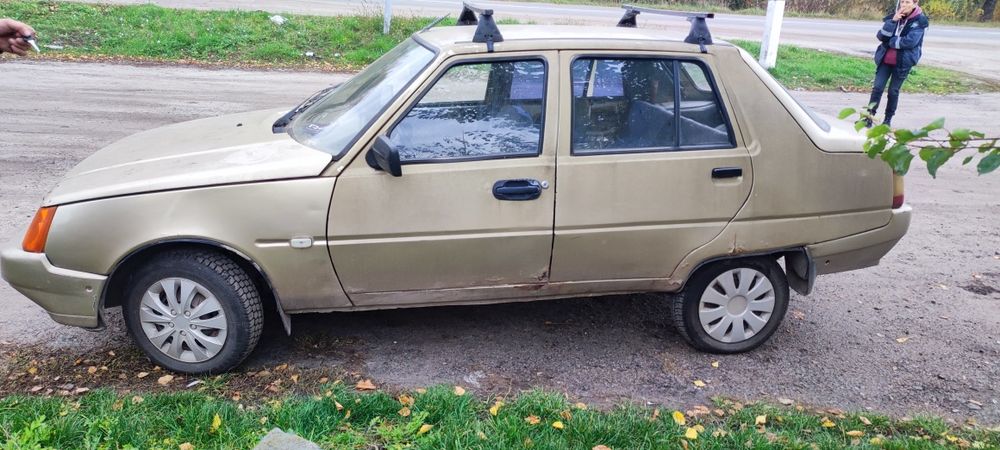 автомобіль ZAZ славута