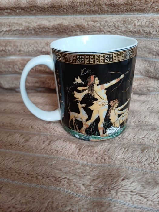 Чашка чайна у греческому стилі