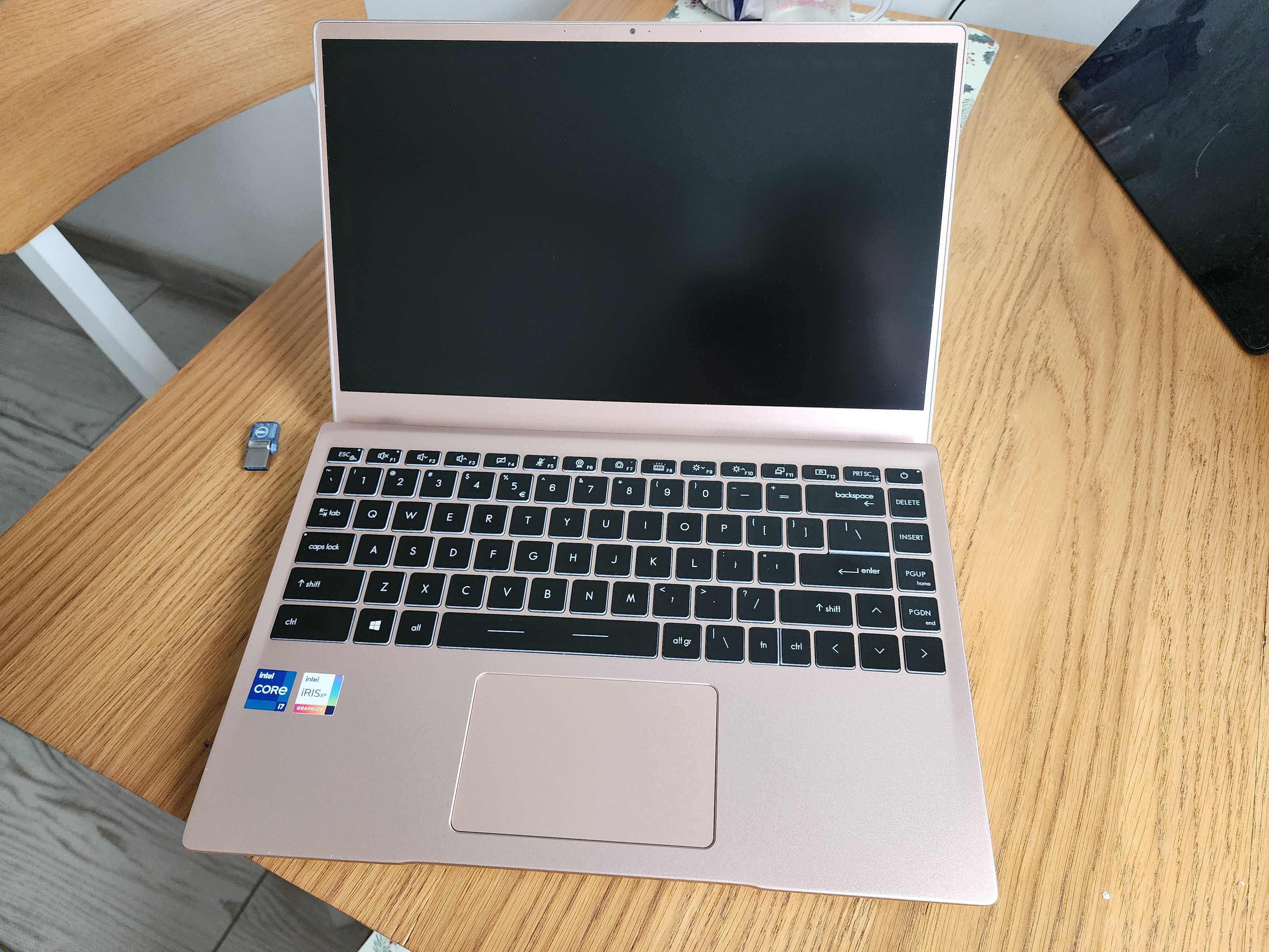 MSI Modern 14 B11MO-031PL - intel core i7-1165G7 - 8GB RAM - 512GB SSD