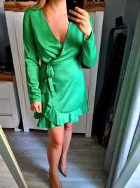 Sukienka satynowa mini w kolorze zielonym rozmiar M 38