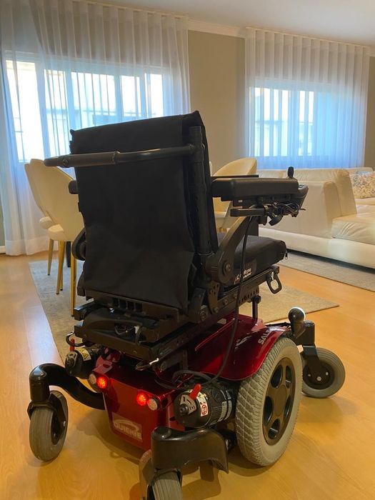 Excelente estado - Cadeira de rodas eléctrica Quickie Salsa M2