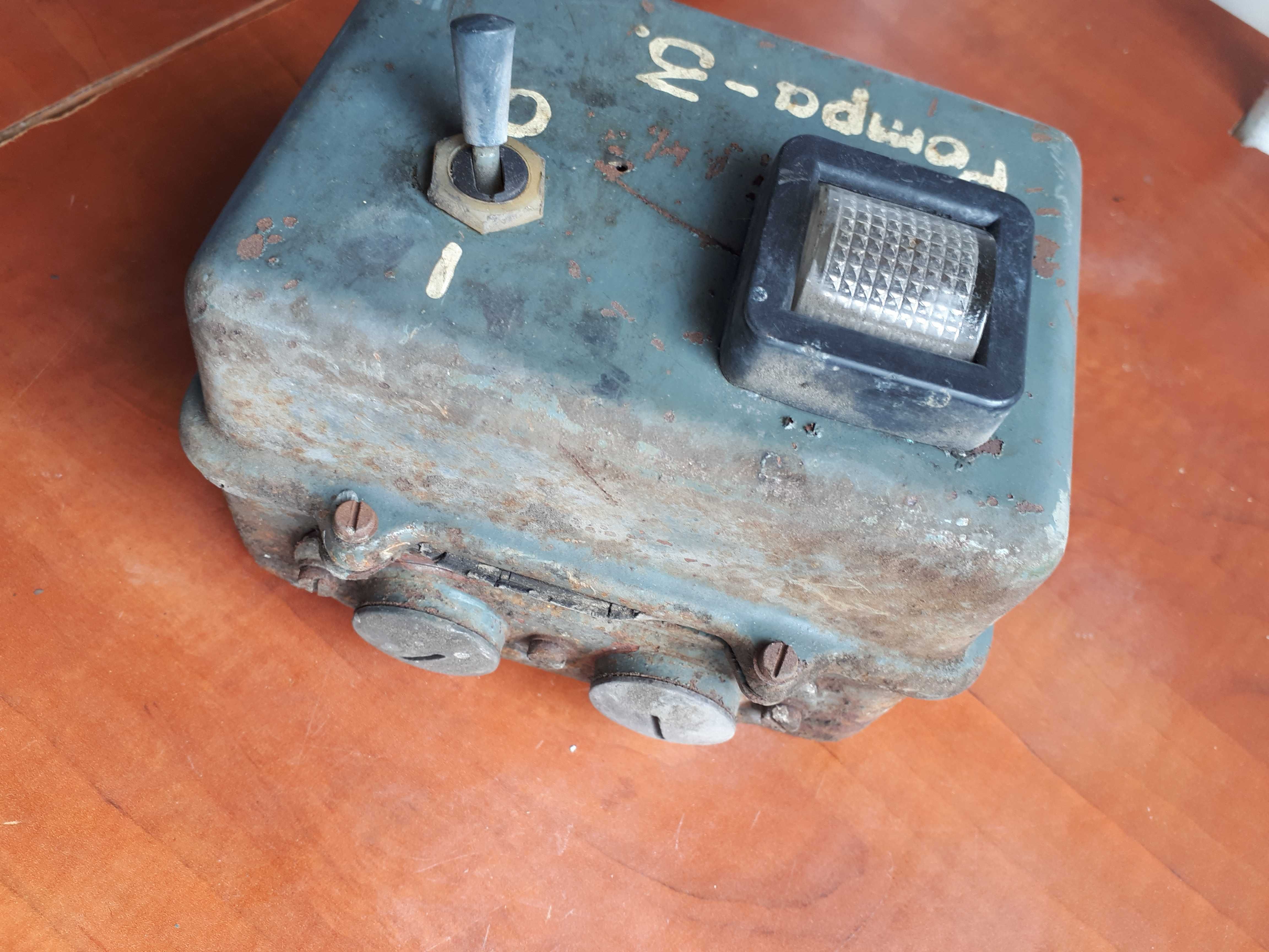 Stary włącznik przełącznik elektryczny regulator
