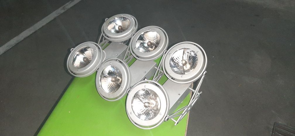 Candeeiro multispotlight novo