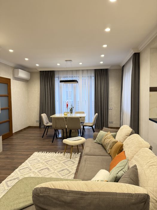 Здам в оренду затишний будинок поруч з річкою та парком