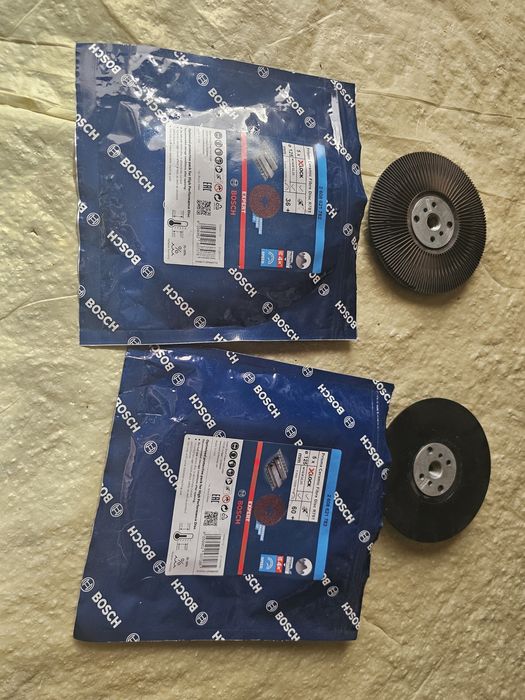 Zestaw bosch do szlifowania fibra 2 talerze tarcze 36 i 60gr