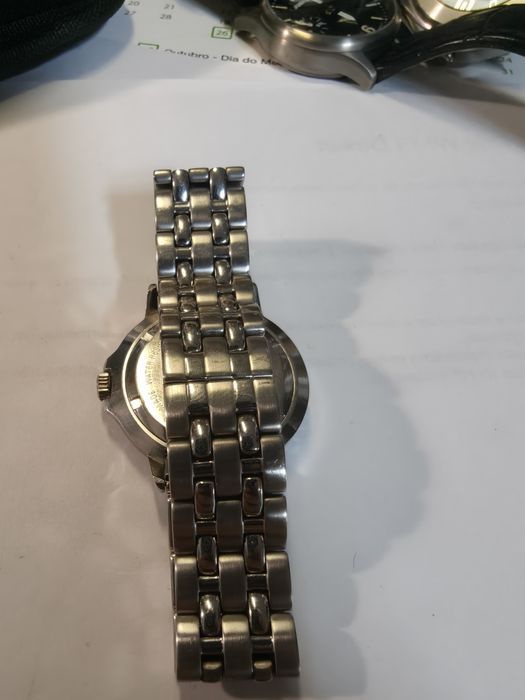Vendo relógio raimond Weill de quartzo.