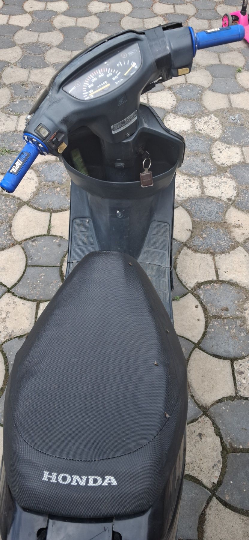 Продам Хонда Дио 27