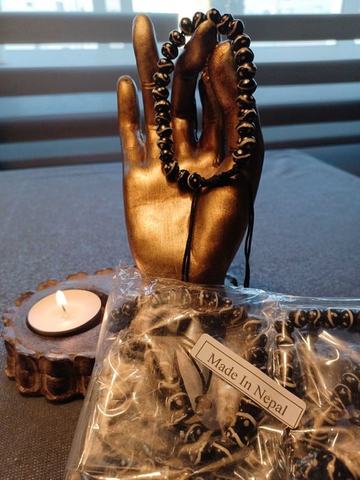 Pulseira Yin Yang feita á mão no Nepal