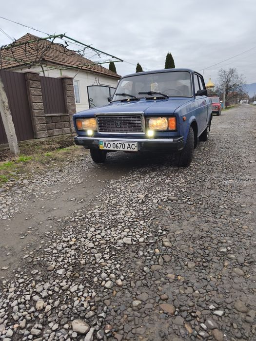 Продам  2005 рік